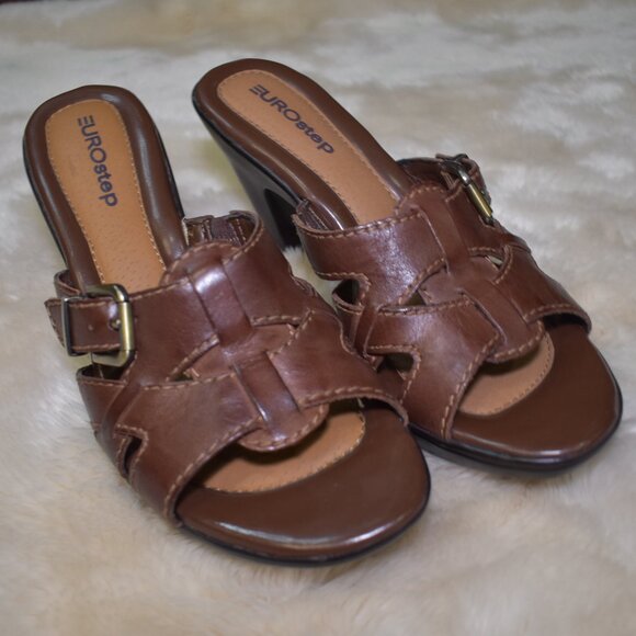 Eurostep Brown Leather Slip-On Sandals Size 8 Open Toe Buckle Casual Comfrot - Picture 4 of 10